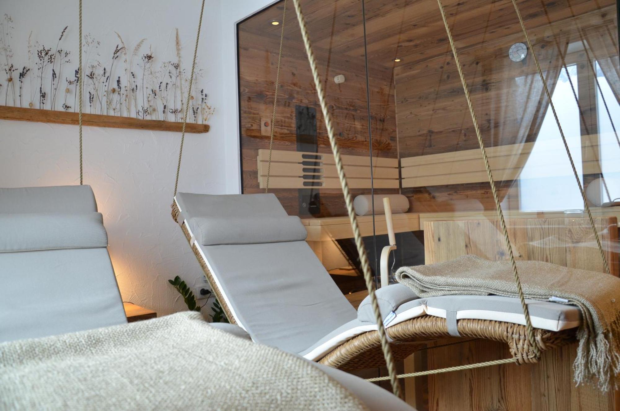 Boutique Hotel Olympia Seefeld in Tirol Exterior photo